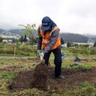 La academia participa activamente en el cuidado ambiental.