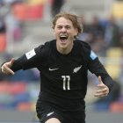 AMDEP1281. SANTIAGO DEL ESTERO (ARGENTINA), 20/05/2023.- Norman Garbett de Nueva Zelanda celebra un gol hoy, en un partido del grupo A de la Copa Mundial de Fútbol sub-20 entre Guatemala y Nueva Zelanda en el estadio Único de Ciudades en Santiago del Estero (Argentina). EFE/ Juan Ignacio Roncoroni