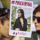 Manifestación en protesta por la muerte de Masha Amini.