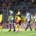 Aucas complicó su panorama en la Copa Libertadores al perder en su estadio con Racing.