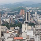 En el centro, si bien hay edificios no hay tantos como en Nueva York o los necesarios para generar el riesgo.