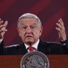 Andrés Manuel López Obrador, hizo repetidas declaraciones sobre asuntos internos de Perú.