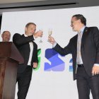 El mbajador Zeev Harel y el canciller Gustavo Manrique  durante el brindis.