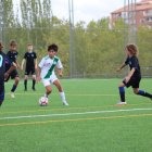 Fadel (de blanco) tiene 12 años y actualmente milita en el Rayo Alcobendas FC.