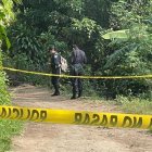 Las autoridades locales llegaron al punto para levantar los cadáveres y acordonar el área.