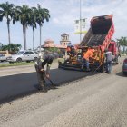 Los trabajos de bacheo comenzaron aproximadamente hace tres días.