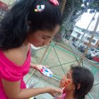 Caritas pintadas, una de las actividades preparadas que se desarrollarán en la zona de pista de patinaje del Garzocentro.