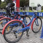 Ancladas. En las paradas hay al menos 14 unidades dispuestas al público.