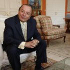 Álvaro Noboa reaparece en vídeo y no deja clara su postulación