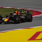 GRAFCAT1183 Montmeló (BARCELONA) 02/06/2023.- El piloto neerlandés de Fórmula 1, Max Verstappen, del equipo Oracle Red Bull Team, durante la segunda sesión de los entrenamientos libres en la segunda jornada del GP de España de F1, que se celebra este fin de semana en el Circuito de Barcelona. EFE/Alejandro Garcia