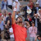 Novak Djokovic tuvo que esforzarse para acceder a los cuartos de final de Roland Garros.