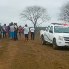 Operativo. Elementos policiales buscan a sospechoso, en agosto pasado.