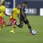Los rayados lograron ganar en su estadio.