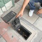 En varias ciudadelas del sur de Guayaquil han desaparecido los medidores de agua.