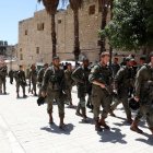 Soldados israelíes patrullan por Hebrón en abril de 2022.