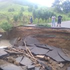 En este cantón se desbordó el río Matambal perjudicando a más de 50 familias de dos parroquias rurales.