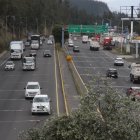 Control. En ambas avenidas los radares de velocidad son contados y están en tramos muy distantes, solo ahí frenan los conductores