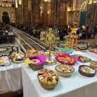 Tradición. Con la misa de bendición de los dulces, en la iglesia Catedral iniciaron las fiestas del Corpus Christi en Cuenca.