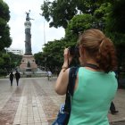 Turismo. Patricia, de nacionalidad alemana, es de las pocas turistas extranjeras que visita el parque.