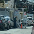 En algunas calles de la Nueva Kennedy se han colocado rejas: La idea de los residentes es hacer lo mismo en todos los accesos de la zona.