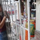 Tienda. En las tiendas de barrio la libra del arroz se vende entre 0,50 a 0,62 de dólares, la diferencia depende del tipo de arroz que se quiera adquirir. Hace seis meses costaba 0,32 de dólares.