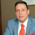 El diplomático fue señalado por su expareja de violencia