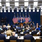 Washington (United States), 14/06/2023.- Federal Reserve Board Chairman Jerome Powell holds a news conference after the Fed refrained from raising interest rates following its two-day conference at the Federal Reserve in Washington, DC, USA, 14 June 2023. The Fed is pausing its interest rate hikes after raising them 10 times in a row to curb inflation. (Estados Unidos, Roma) EFE/EPA/JIM LO SCALZO