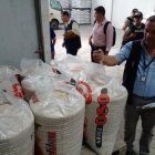 Operativo. Autoridades de la Gobernación del Guayas y de la Intendencia hacen control en una piladora de Daule.