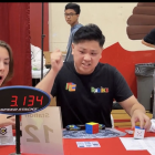 El momento en el que Max Park bate el récord de cubo de Rubik