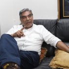 Dennis Díaz es es el presidente del Colegio de Arquitectos del Guayas y vicepresidente del Colegio de Arquitectos del Ecuador.