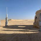 En la imagen de archivo, vista de uno de los escenarios del planeta ficticio de Tatoonie de la saga de Star Wars, abierto para visitas turísticas en Túnez.