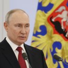 El presidente ruso, Vladimir Putin, pronuncia un discurso durante una reunión con graduados de las instituciones militares de educación superior del país en el Kremlin de Moscú, Rusia, el 21 de junio de 2023.