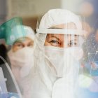 Enfermeros y doctores. Fotografía de referencia.