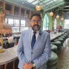 Hugo Rivera, gerente General, explicó el nuevo concepto del restaurante.