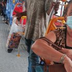 Los pasajeros están tensionados en los buses