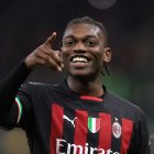 El mediocapista del Milán decidió lanzar un álbum de música.