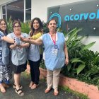 Apoyo. Voluntarias de Acorvol, en la organización de la colecta.