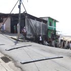 Dolor. Los familiares velaron los restos del niño