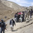 Rescate. Las víctimas fueron rescatadas por la población.