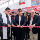 Inauguración.- El sector de Llano Grande en Quito cuenta con su primer supermercado.