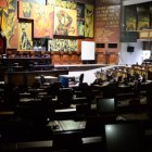 Los aspirantes aseguran que cuentan con la experiencia para limpiar la imagen de la Asamblea