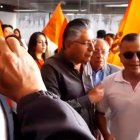 Quito. Los afiliados al partido Izquierda Democrática mantuvieron roces verbales.