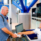 Rick Harrison, el conductor del famoso programa estadounidense “El Precio de la Historia” en su llegada a El Salvador