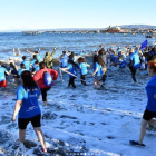 Miles de personas realizaron el baño gélido