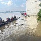 Los competidores comenzaron a embarcarse a las 10:30.