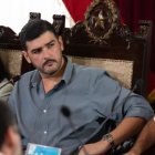 Figura. El funcionario utiliza la red social Twitter para responder a denuncias.