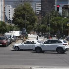 Obras. Los arreglos en las calles también suman la conflictividad del tránsito vehicular en zonas de alta carga. No existen rótulos ni señalización que ayude a evitar eso.