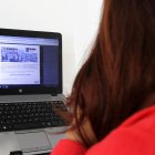 El trámite se puede hacer en línea para evitar las largas filas