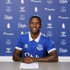 El jugador inglés continuará su carrera en el fútbol inglés.