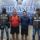 La policía presentó a los presuntos autores del doble crimen.